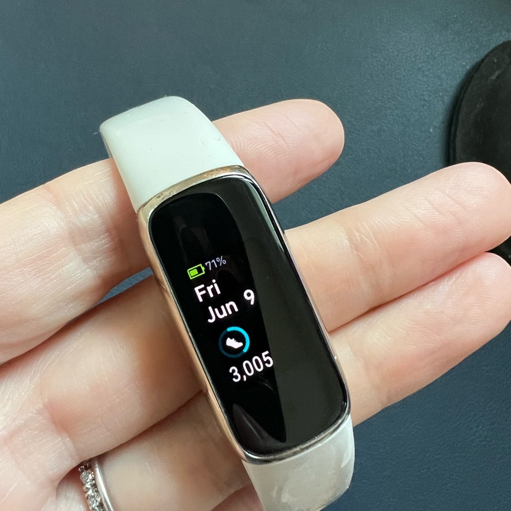 Fitbit Luxe, Lunar White band w/ Soft Gold hardware (gently used)